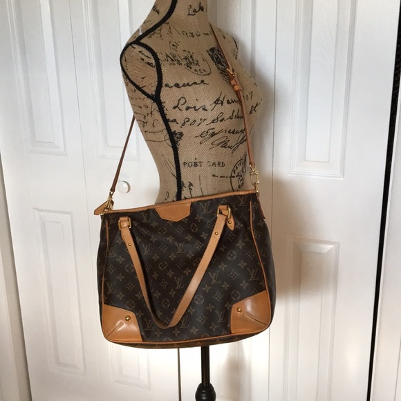 Louis Vuitton Estrela MM Crossbody - Picture 3 of 8